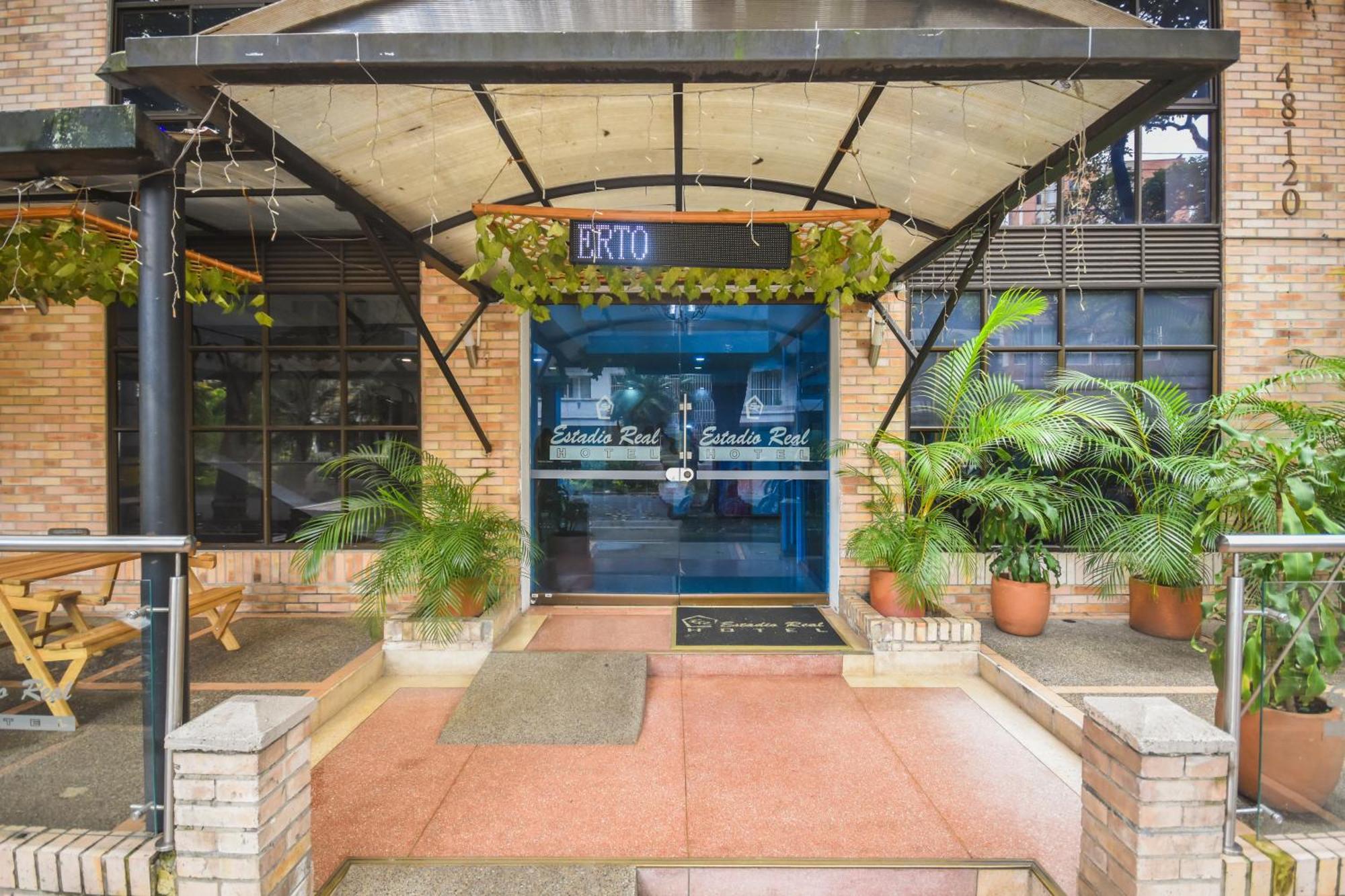Hotel Estadio Real 메딜린 외부 사진