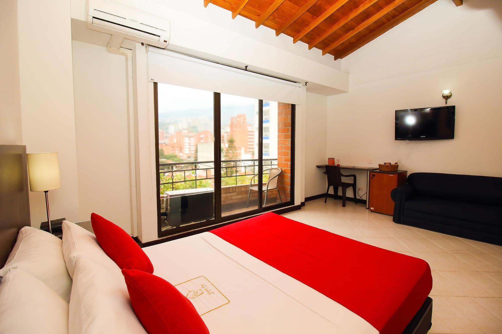 Hotel Estadio Real 메딜린 외부 사진